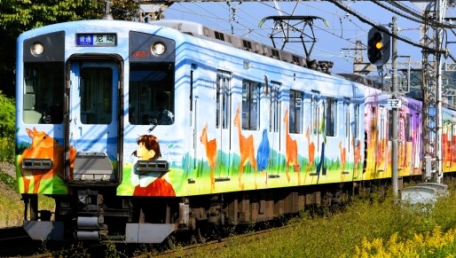 It is the “Nara-shika Train” of Kintetsu Railway. It's very cute!